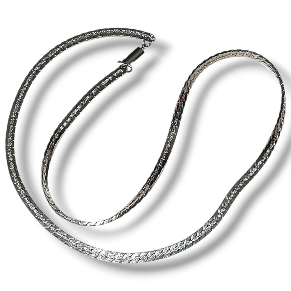 Vintage Silver Tone 5mm Wide Herringbone Chain Necklace 24"